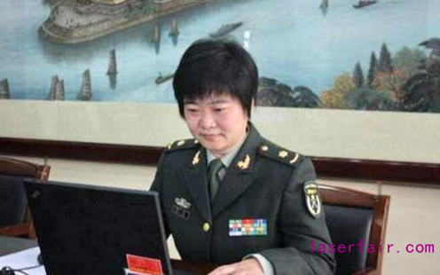 比核彈還厲害的女人，中美30年差距被她填平，外號激光女神