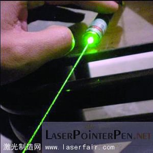 激光筆對兒童眼睛傷害巨大。